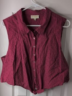 Modcloth Dusky Rose Eyelet Sleeveless Button-Front Tie Hem Top Size 3X